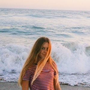 Meet your Posher, Lucy